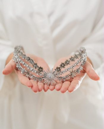Tiara Laura