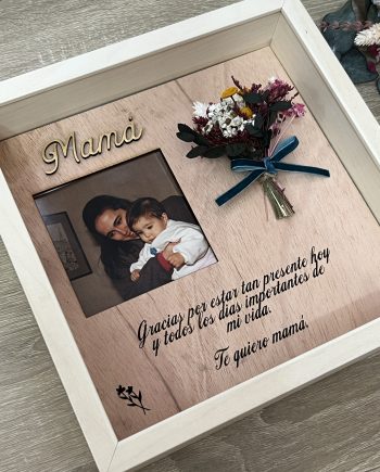 Marco preservado grabado